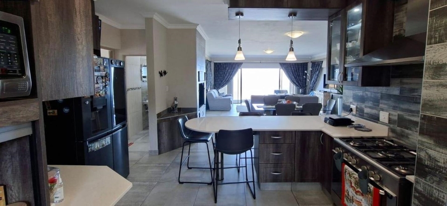 3 Bedroom Property for Sale in Dana Bay Western Cape